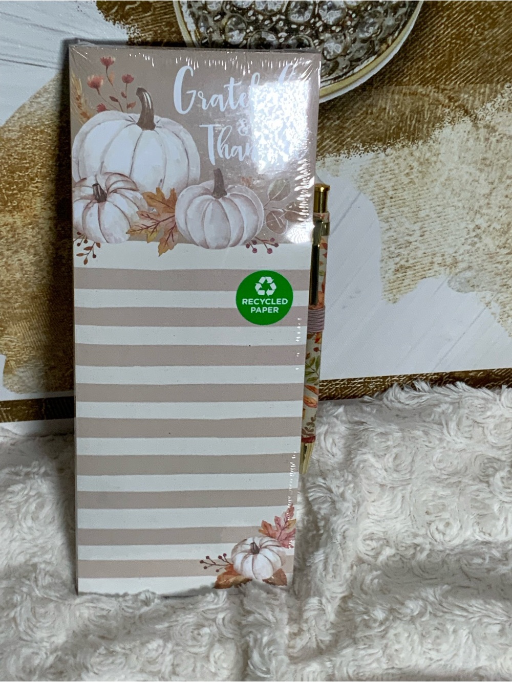 Grateful & Thankful Fall Notepad with Pen - Beige Pumpkin Design